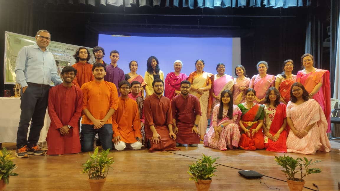 Prof. Gurmeet Kaur delivered the keynote address on "Stones: Timeless Beauty and More" at Indian Statistical Institute, Kolkata